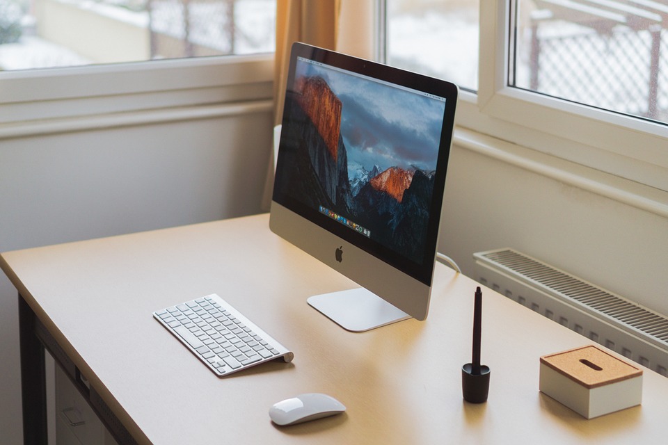 3 Tips For Finding Cheap Office Desks