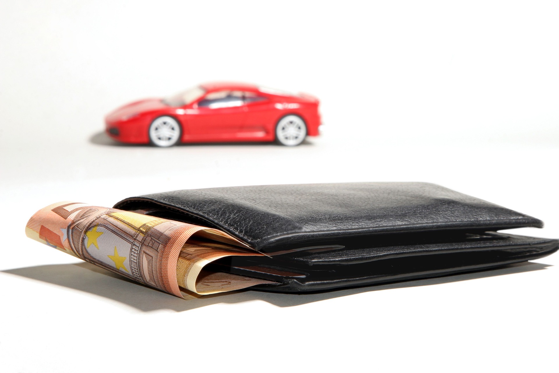 Simple Wallet: 3 Top Tips For Keeping Your Financial Life Organized