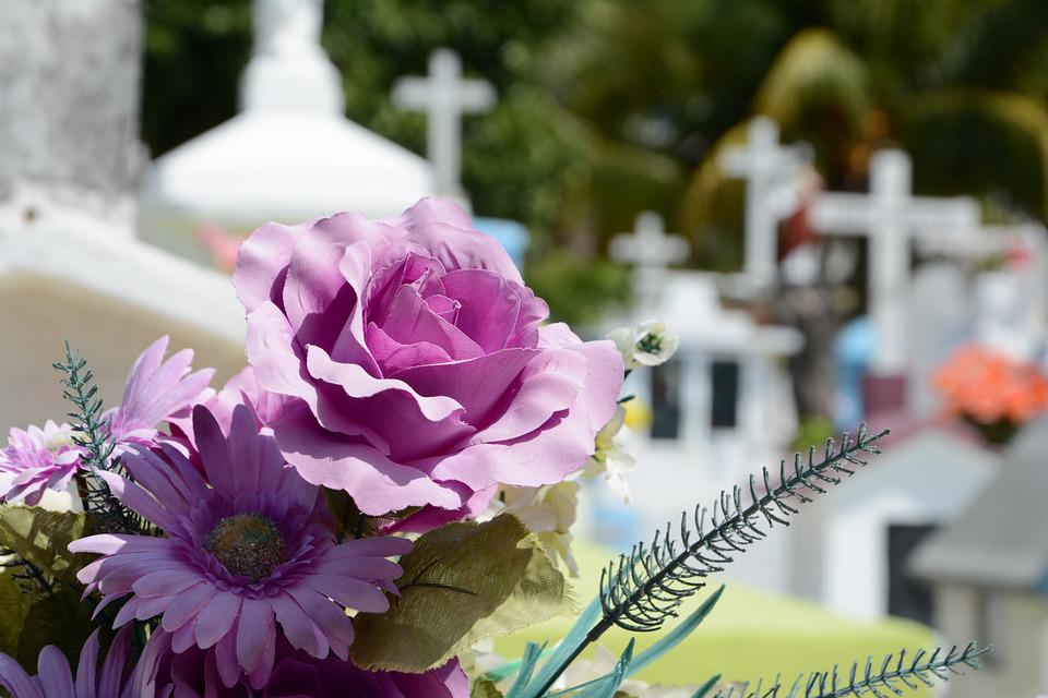 Should You Hire Help For Will And Funeral Planning?