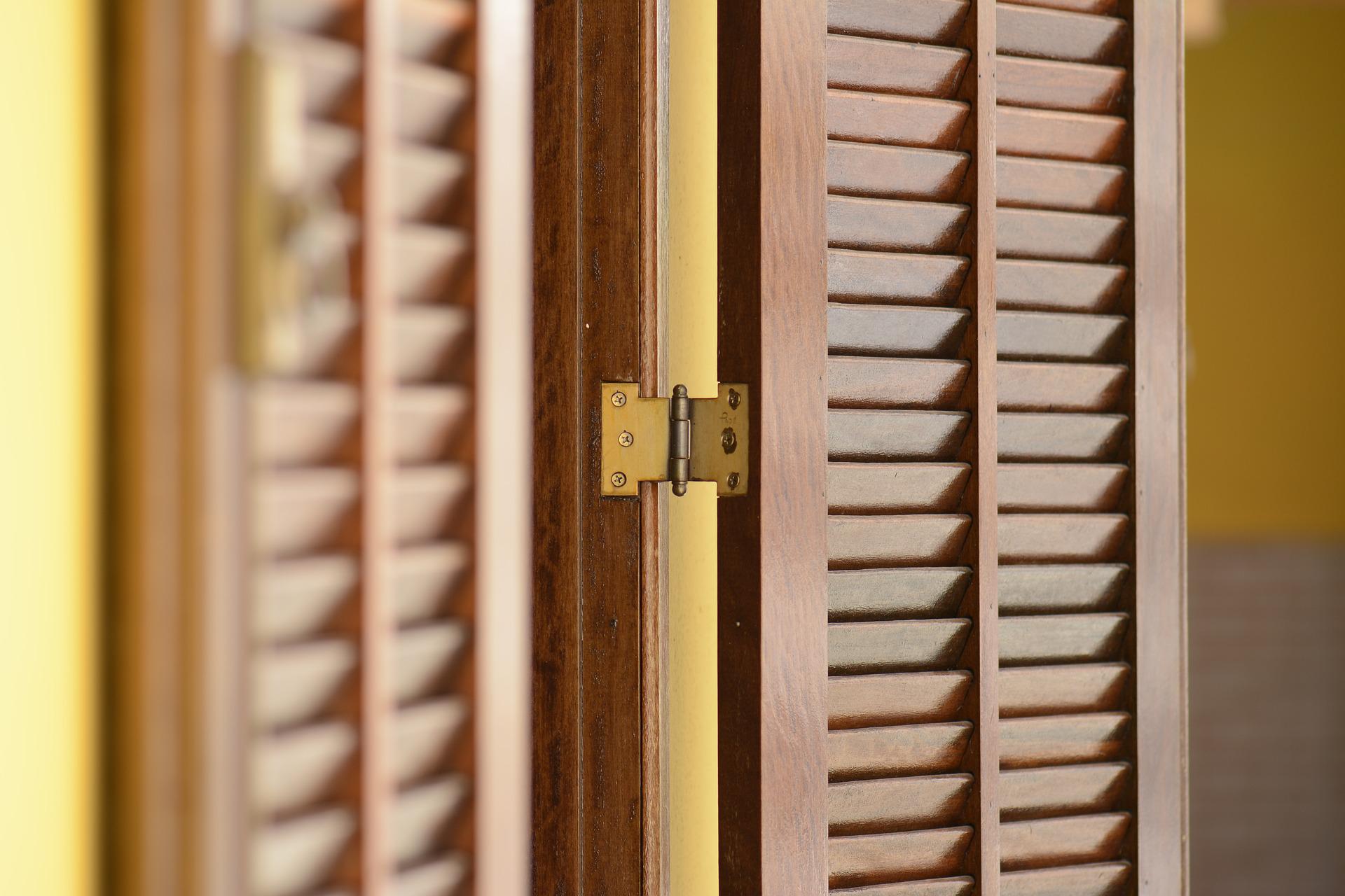 3 Reasons Why You Need Heavy Duty Hinges