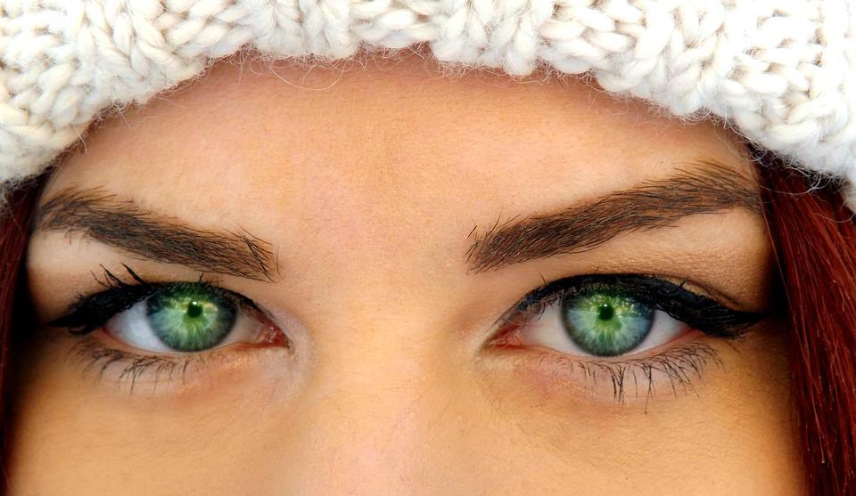 Mini Sclera Contacts: What You Need To Know