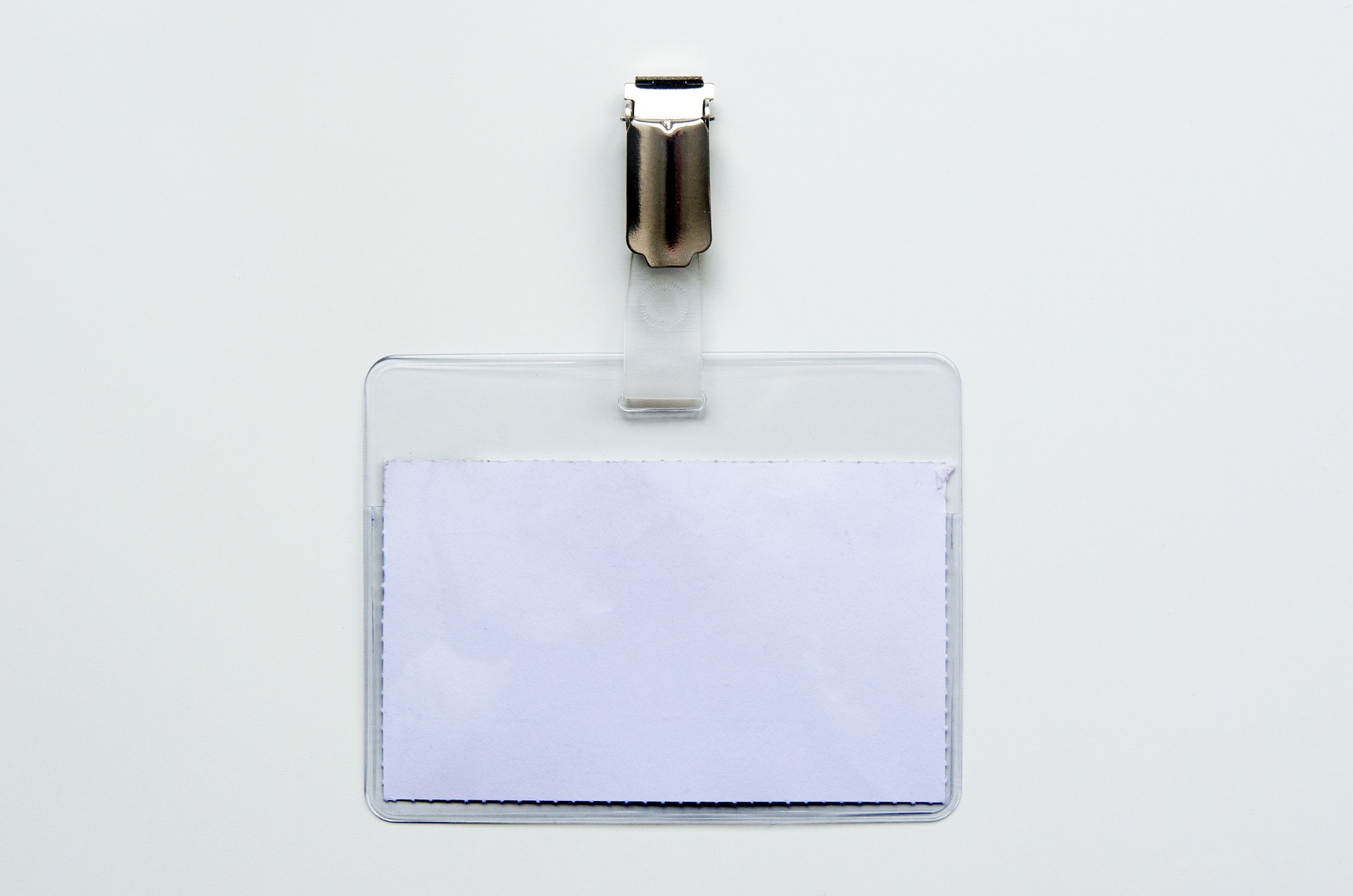 3 Reasons Why You Need A Lanyard Card Holder