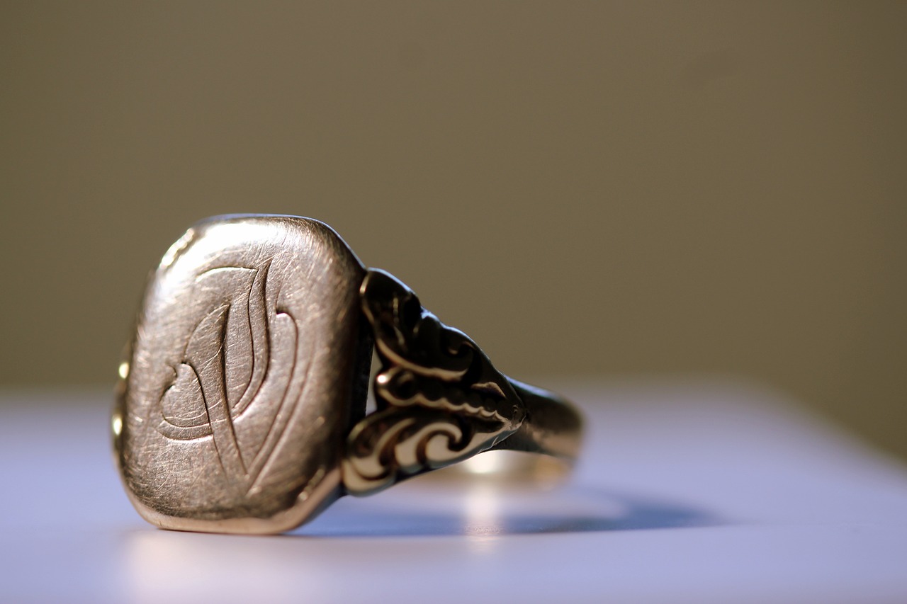 3 Reasons Why You Need A Custom Signet Ring