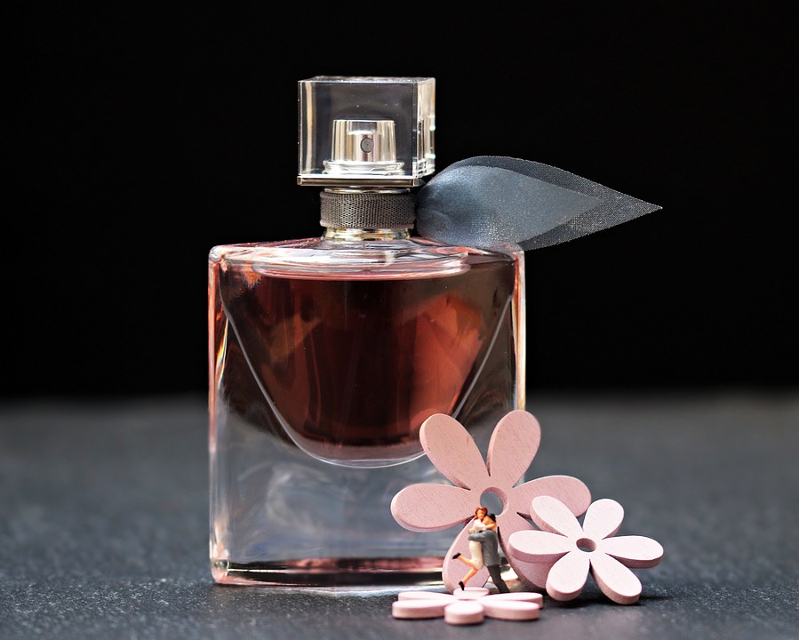 3 Simple Tips For Perfume Photography