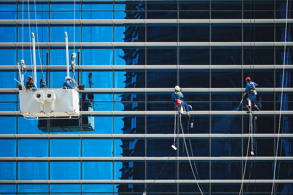 Window Cleaning Brisbane: The Definitive Guide