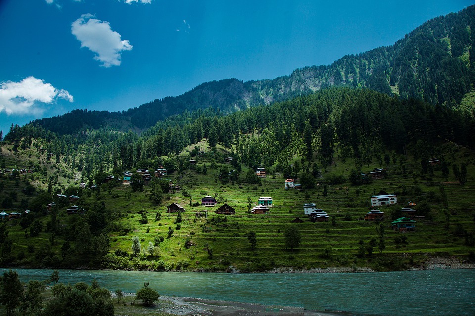 Experience Rich Culture and Scenic Beauty on Your Vacation to Pakistan