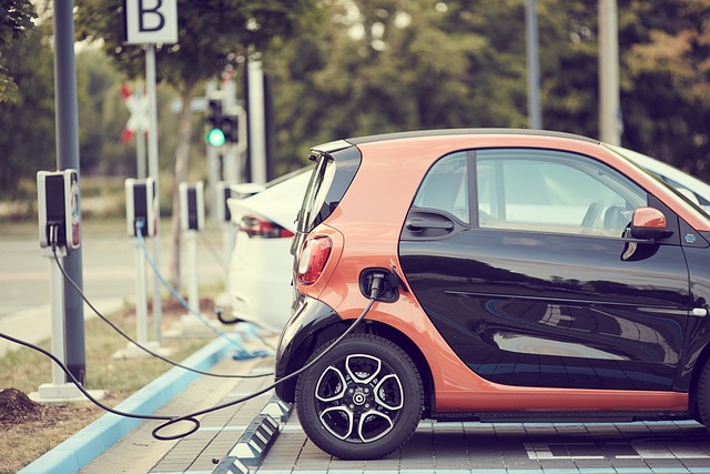 Electric Cars Go The Extra Mile With Charging Stations