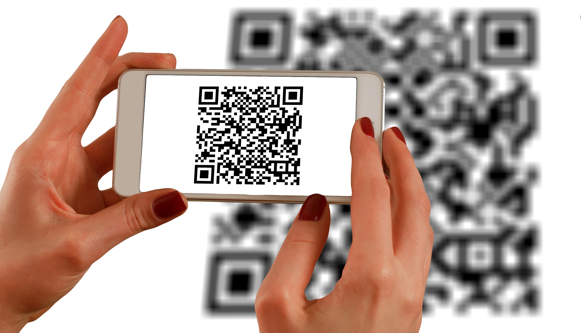 The Benefits of a Handheld Scanner for QR Codes