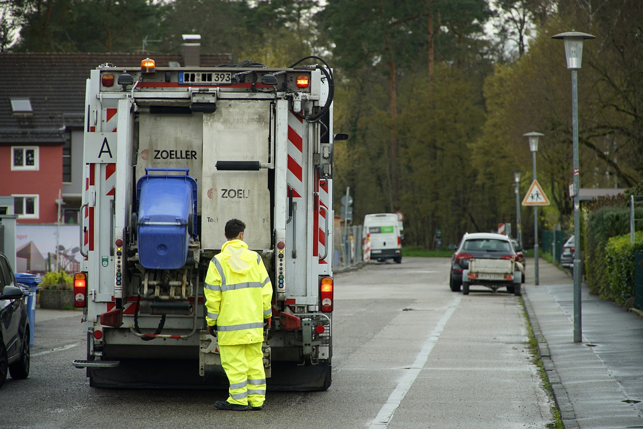 The Hardworking Heroes: Rubbish Collectors in London