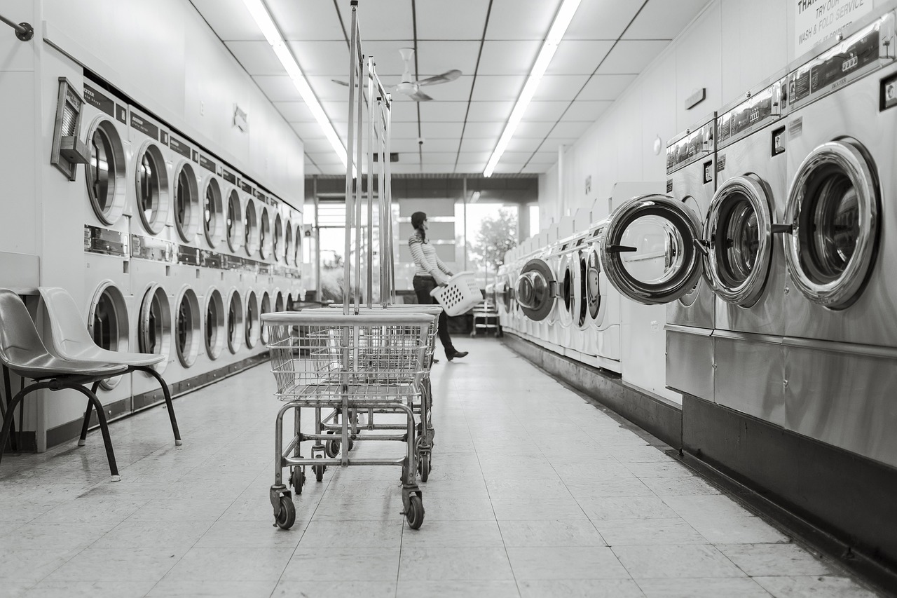 Making Laundry Day a Breeze: The Benefits of a Pick-up Laundry Service