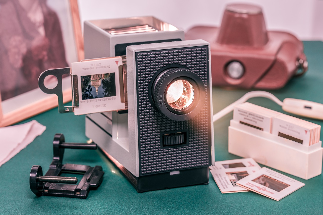 Slide Projector Hire Sydney: A Great Way to Share Your Memories