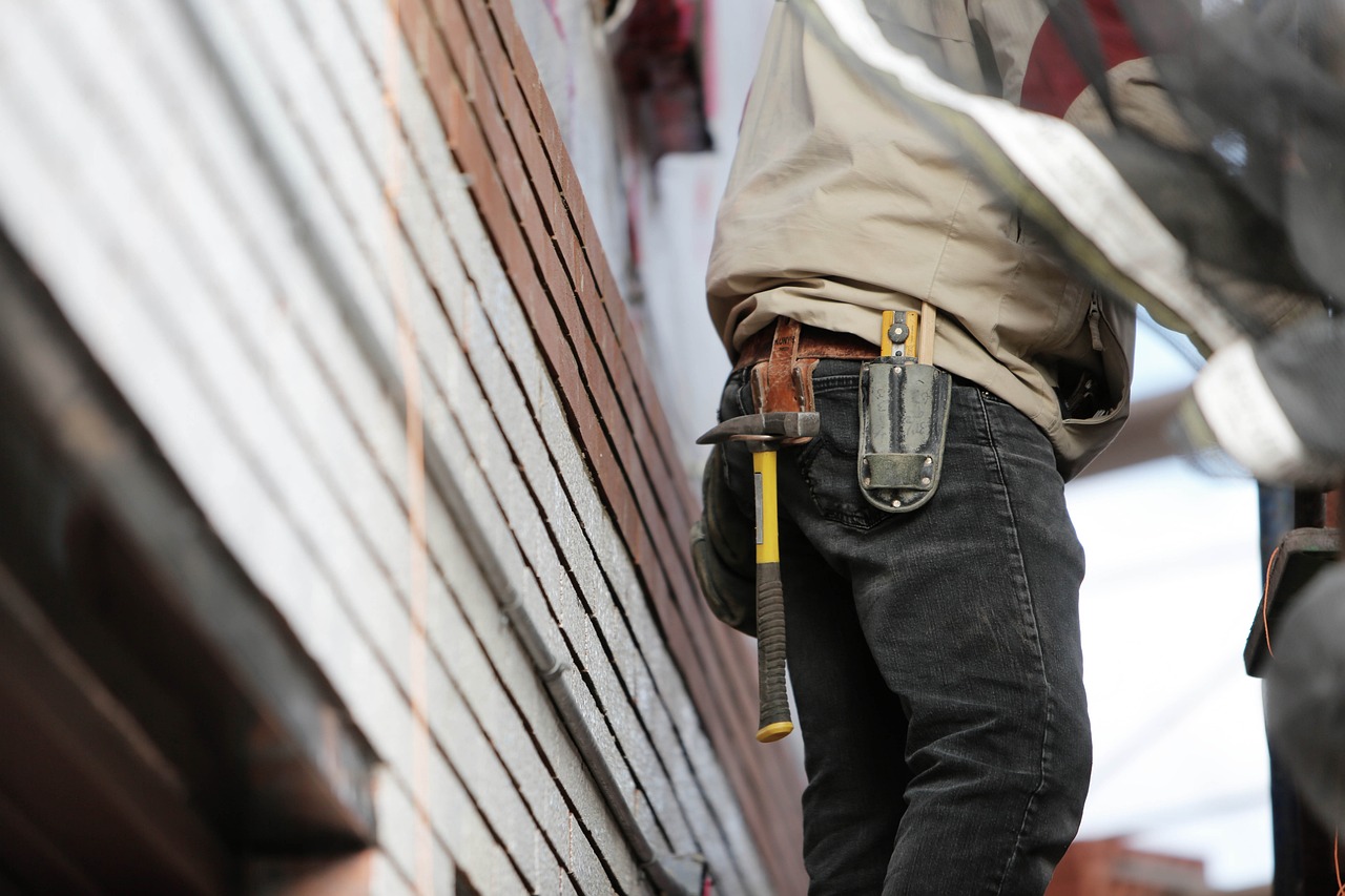 Roofing in Pittsburgh: Finding Reliable Contractors