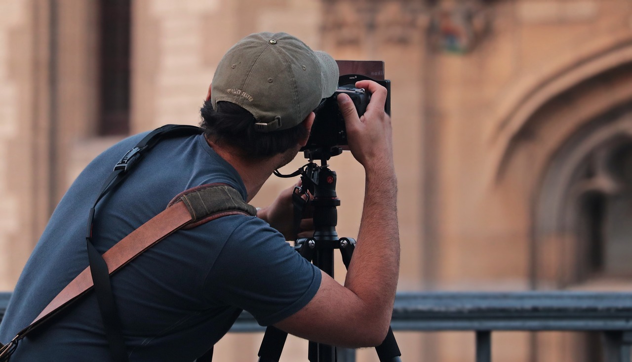 Discovering Local Talents: Capturing Memories with Photographers in La Crosse