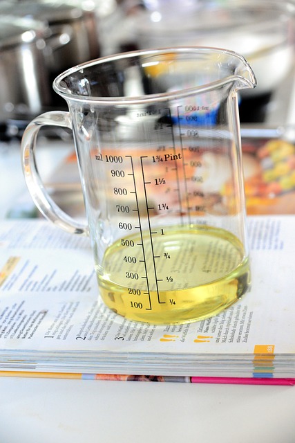 The Convenient and Easy-to-Use Measuring Bottle