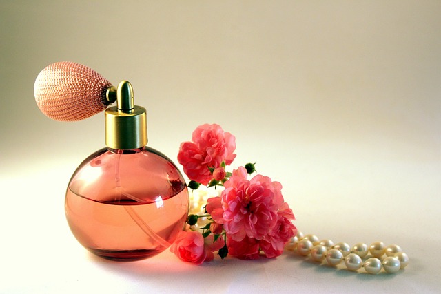 Feel Beautiful and Confident with a High-End Woman’s Fragrance