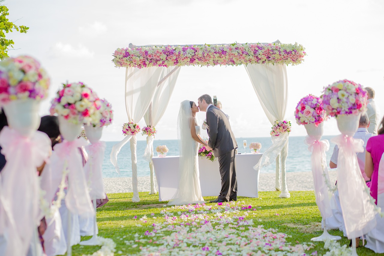 How to Plan Your Dream Wedding on the Northern Beaches