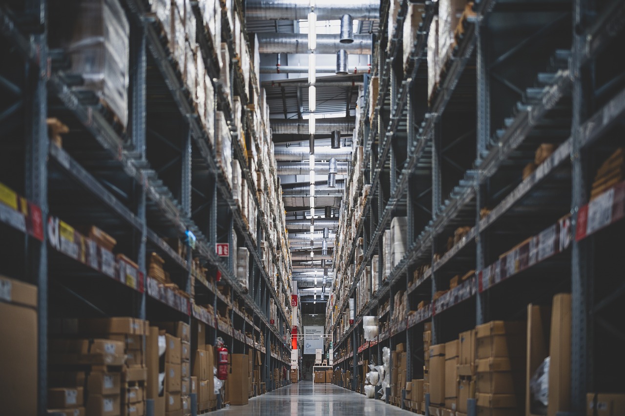 Pick and Pack Warehousing: Your Complete Guide