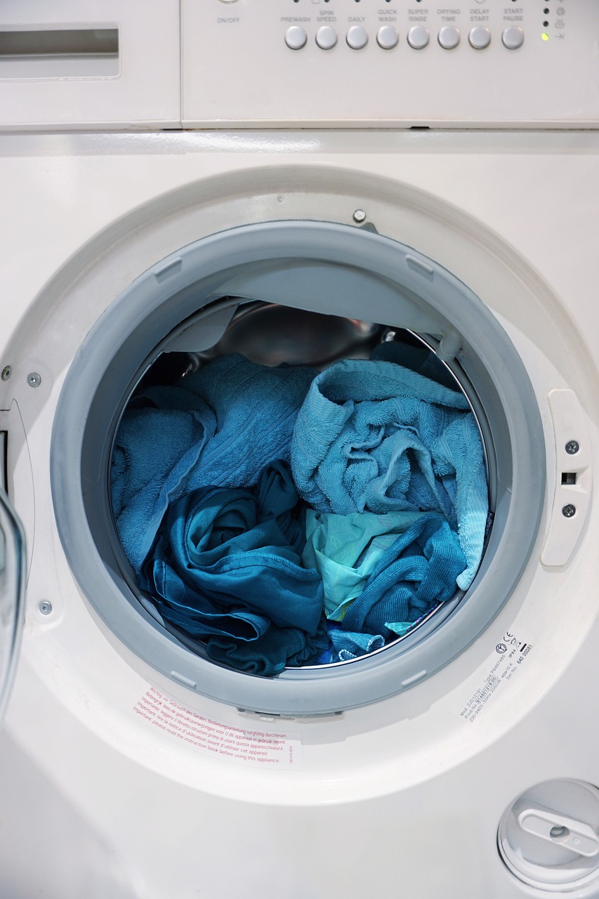 Making Laundry Day a Breeze: The Benefits of a Pick-up Laundry Service