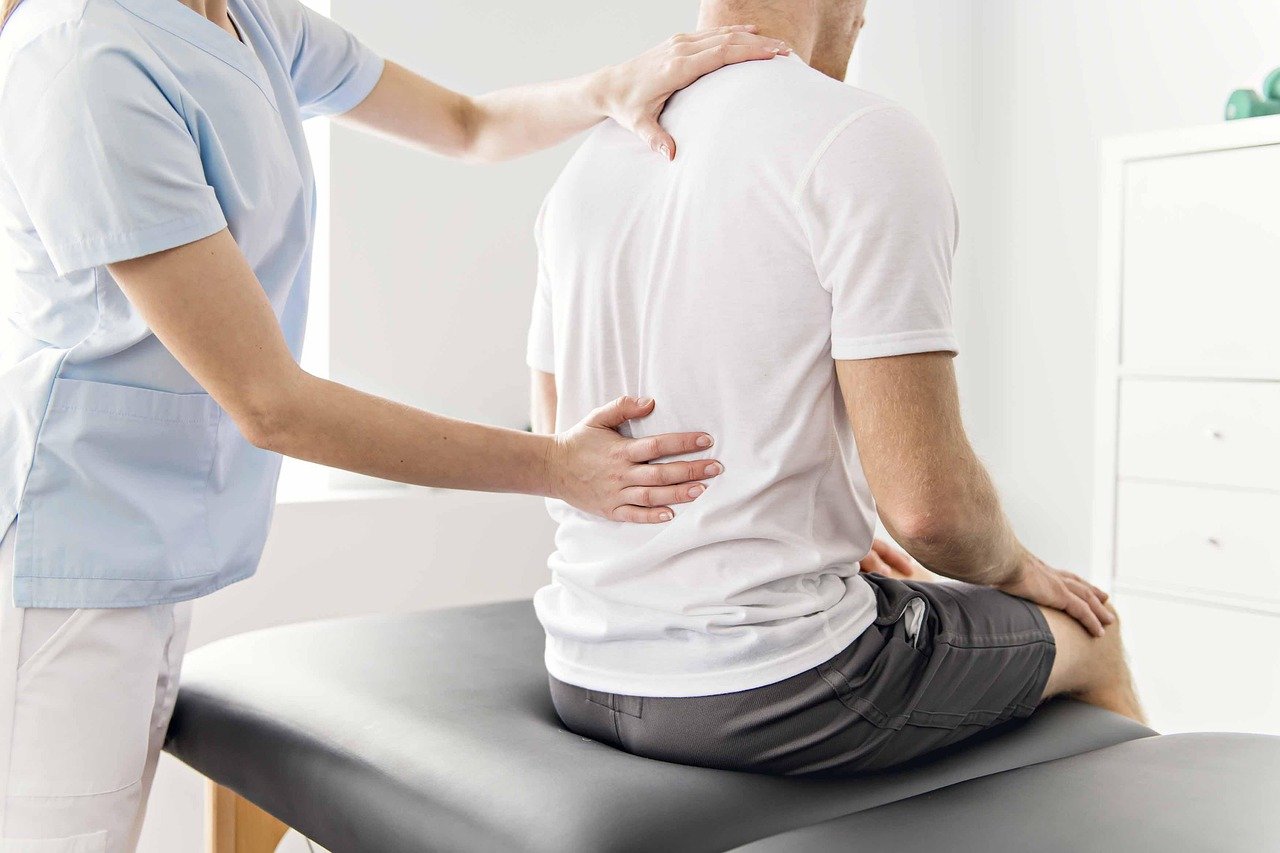 Overcoming Pain and Injuries with a Physiotherapist in Liverpool